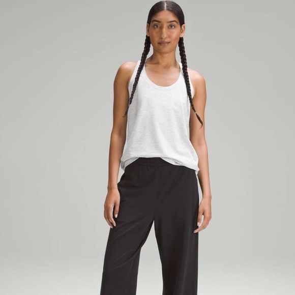 lululemon athletica Tops - Lululemon Heathered Core Ultra Light Gray Love Tank Top Size 6 NET